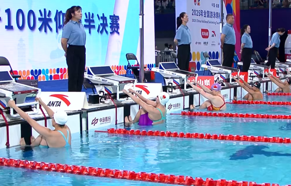 的成绩夺得 的成绩夺得